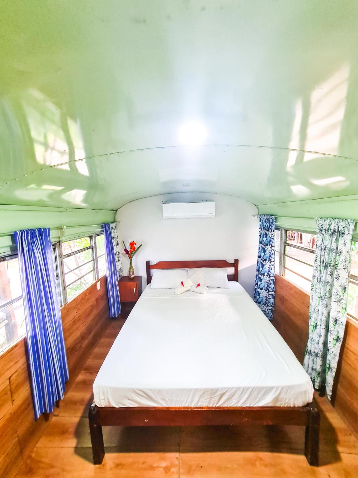 Hospedaje Combi Dream Bird Apartment Playas del Coco Екстериор снимка