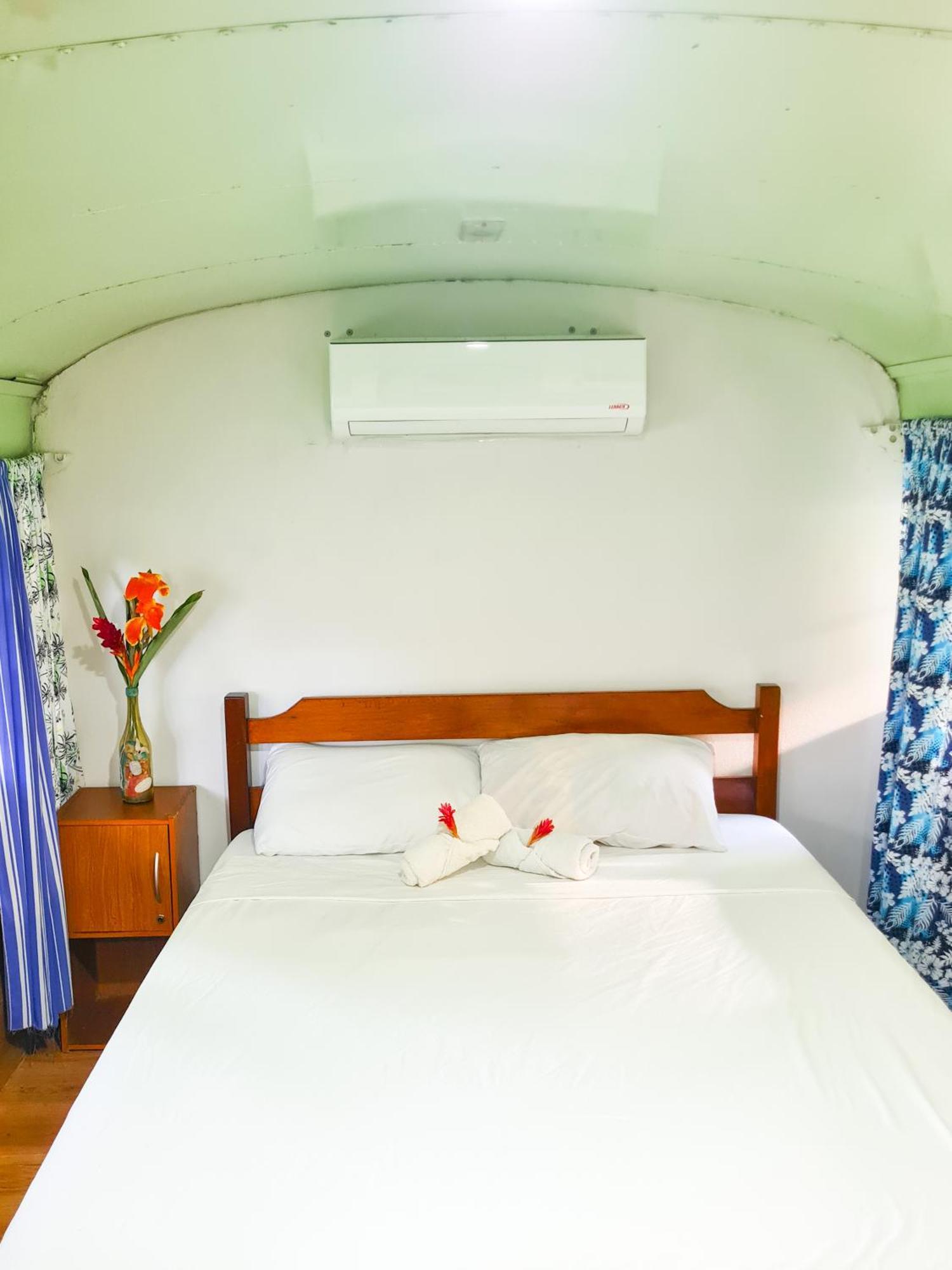 Hospedaje Combi Dream Bird Apartment Playas del Coco Екстериор снимка